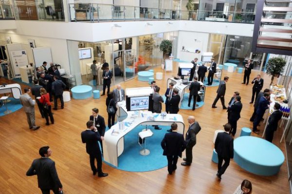 Dienstleistungsforum am Center Smart Services 2014